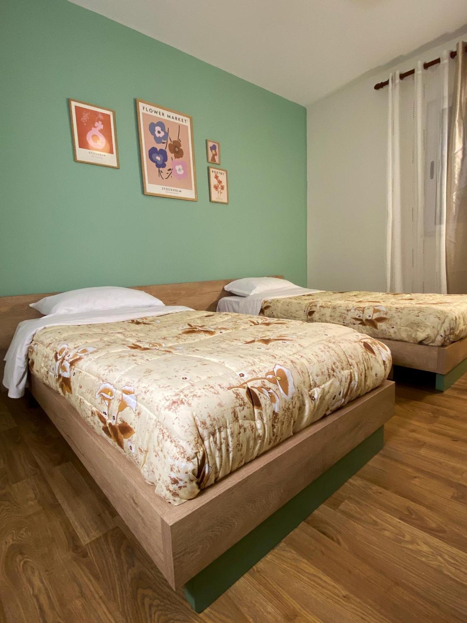 Restup Apartments In Tirana Double Room Exterior photo